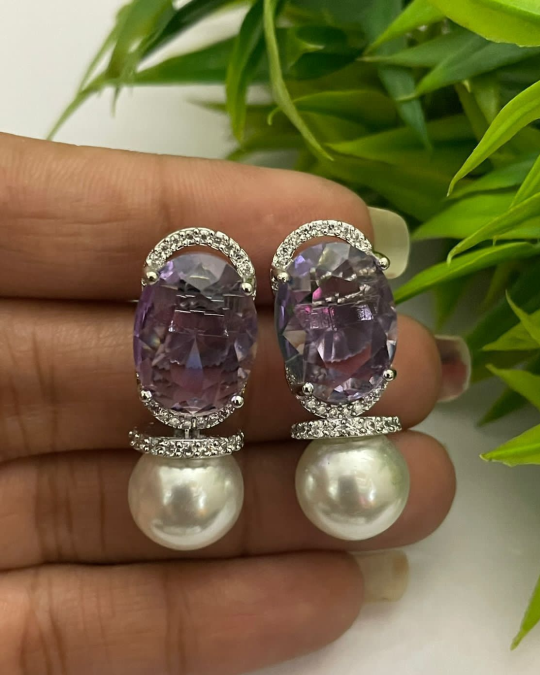 Crystal And Pearl Stud Earring