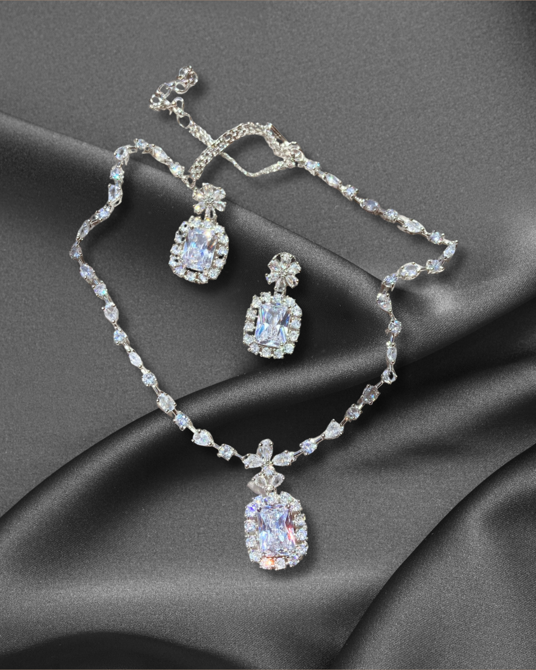 Melody American Diamond Necklace Set