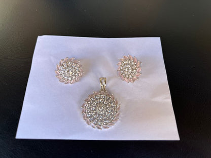 Pink Diamond Sun Motif Set