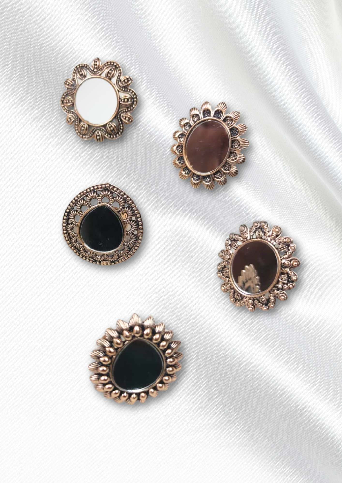 Set Of 5 Oxidized Gold-Toned Finger Rings