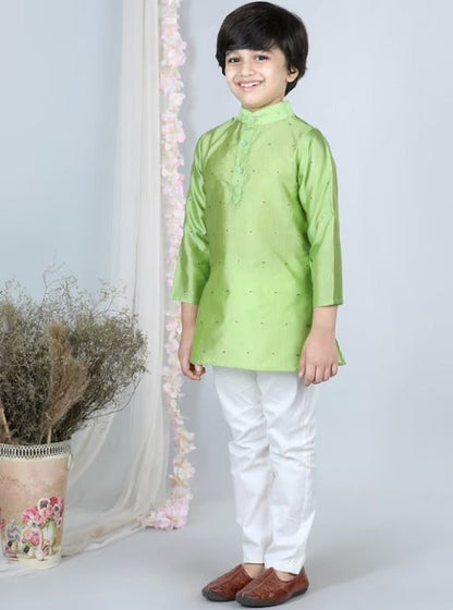 Boys Ethnic Motifs Embroidered Mandarin Collar Thread Work Kurta with Pyjamas