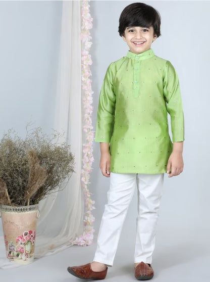 Boys Ethnic Motifs Embroidered Mandarin Collar Thread Work Kurta with Pyjamas