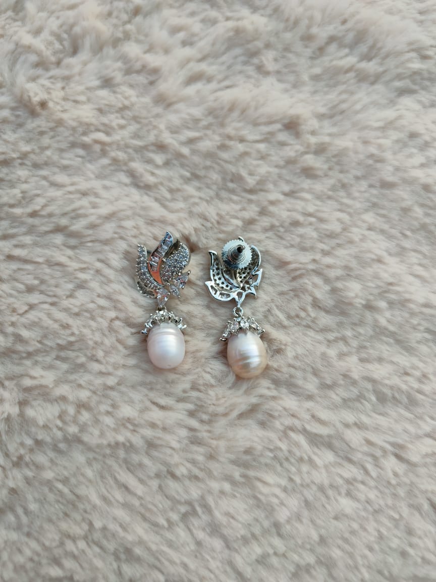 Big Pearl Drop Crystal Earring